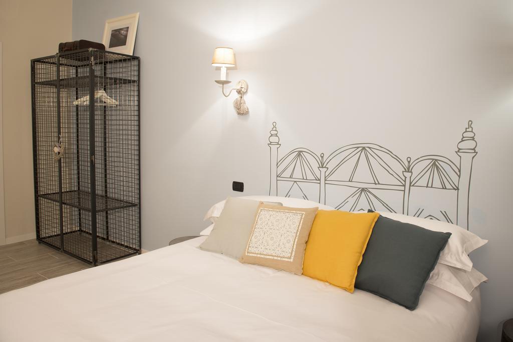 So&Leo Guest House Genua Rum bild