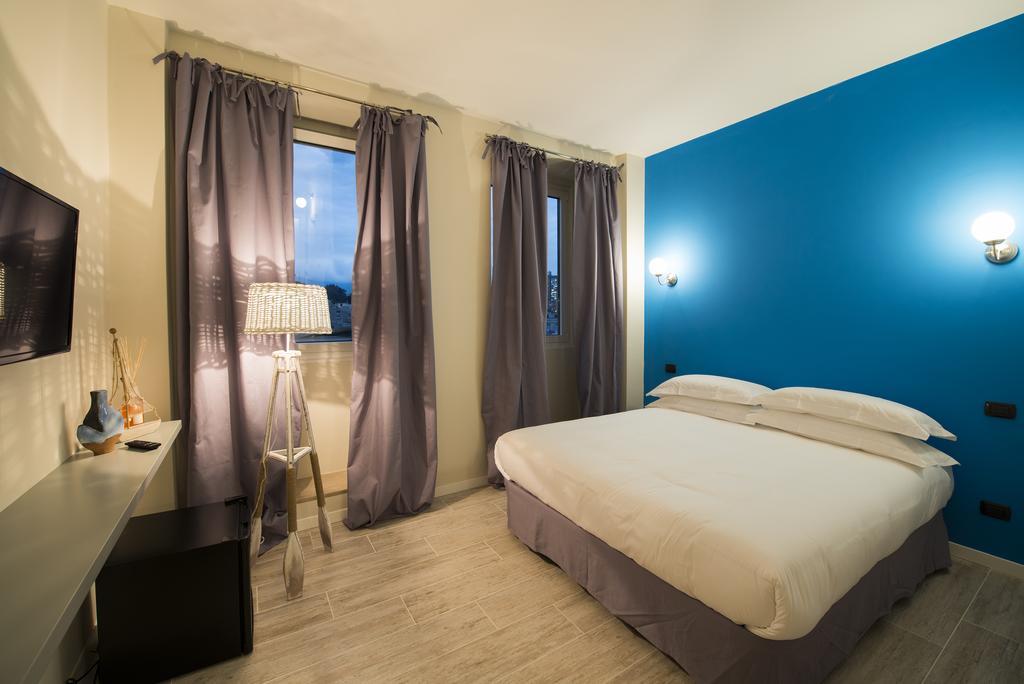 So&Leo Guest House Genua Rum bild